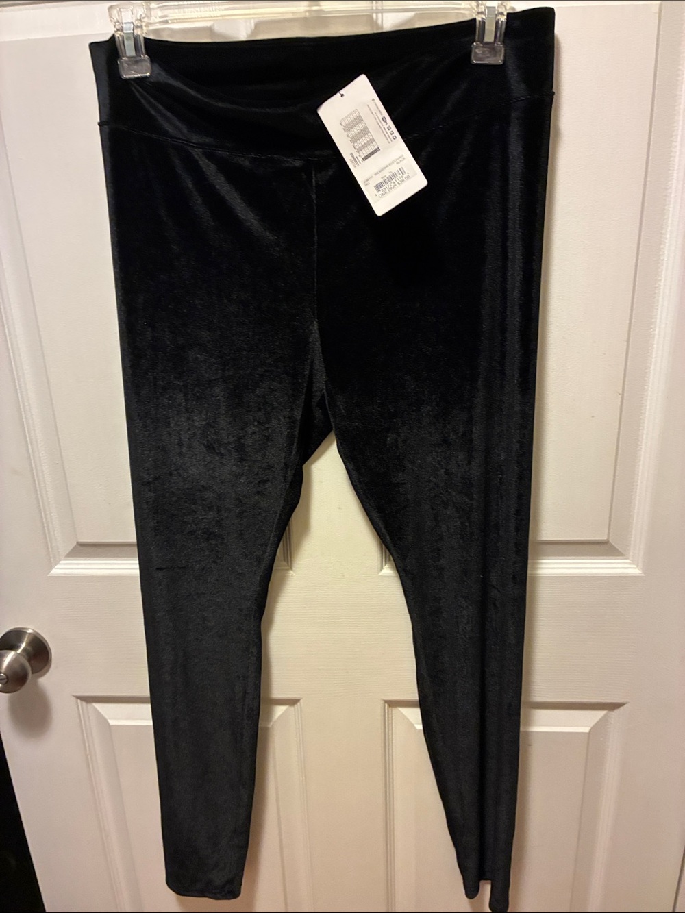Women’s Black Velvet Leggings Size XL